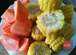 Lotus root, corn and ribs soup recipe 3