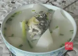Illustration of how to make crucian carp and radish soup 15
