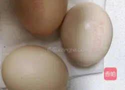 Illustration of how to make minced meat and egg custard 1