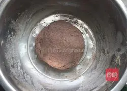 Illustration of how to make whole wheat steamed buns 1