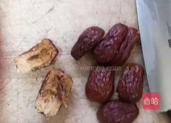 Illustration of how to make pumpkin hair cake 8