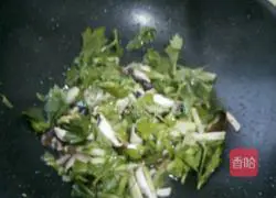 Three fresh soup recipes 7