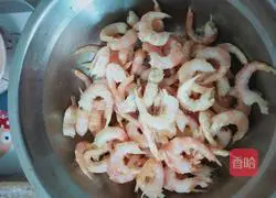  Illustration of how to make iced shrimp cakes 1