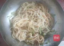 Illustration of how to make fried noodles 7