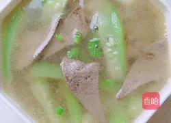 Pork liver and loofah soup recipe 3