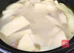 Illustration of seasonal delicious pickled and fresh eyebrows that have fallen off 14