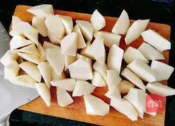 Illustration of how to make bigfoot mushroom, yam and duck soup 12