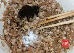 Illustration of how to make pork skin buns 12