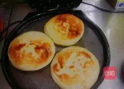 Illustration of how to make nutritious egg and meat steamed buns 6
