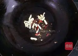 Illustration of how to make sausage and cauliflower 2