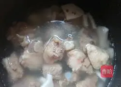 Coconut and coconut milk pork ribs soup recipe 3