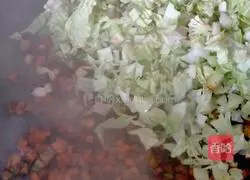 Illustration of how to make whistle noodles 7