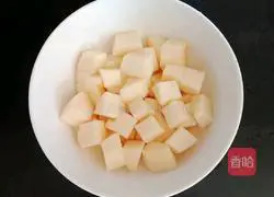 Apple Haw Water ( Illustration of how to make baby food (complementary food) 3