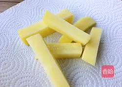 Illustration of how to make snacks with reduced oil version of French fries 4