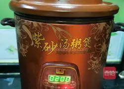 Bamboo Illustration of how to make lotus seed, lily and chestnut chicken soup 8