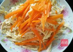 Illustration of how to make cold shredded chicken 9