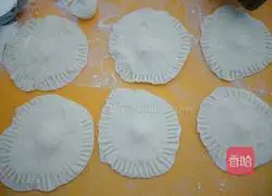 Illustration of how to make mini egg-filled cakes 5