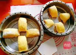 Illustration of how to make sugar-free two-color steamed buns 13