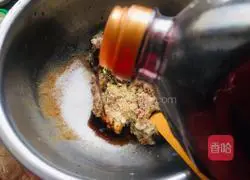 Illustration of how to make kohlrabi meat dumplings 7