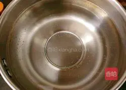 Illustration of how to make sweet winter melon peel pitaya soup 5