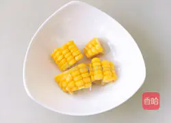 Illustration of how to make shrimp and loofah stew 4