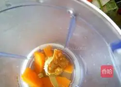 Gold and Silver Steamed Buns Illustration of how to do it 2