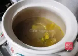 Illustration of how to make stomach-warming chicken noodle soup 2