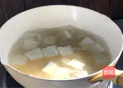 Tofu, wolfberry and radish seedling soup recipe 6