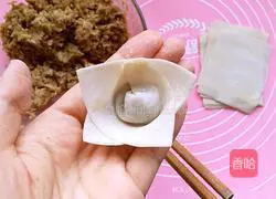 How to make egg-shaped flower wontons Illustration 5