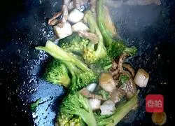 Illustration of Weifang's famous braised stew and fire roast 7