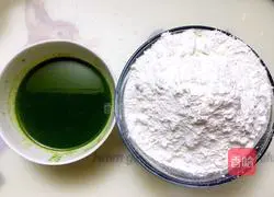 Illustration of how to make spinach fried dumplings (pork dumplings) 1