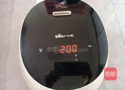 Water chestnut, corn and chicken leg soup recipe 4