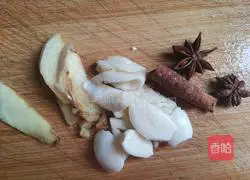 Illustration of how to cook chicken legs stewed with potatoes 7