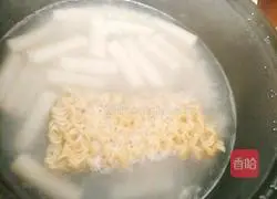 Illustration of how to make rice cake ramen 2