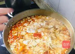 Illustration of how to make mutton noodles 9