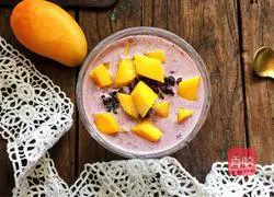 Mango Coconut Juice and Purple Rice Dew Recipe Illustration 9