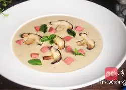 Illustration of how to make mushroom and potato soup 19