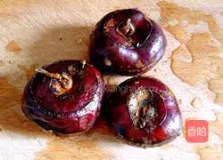 Illustration of how to make stewed lion head 9