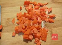 Illustration of how to make egg and vegetable pork skin 10