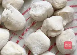 Illustration of how to make fried buns 9