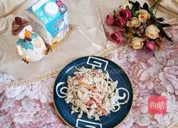 Illustration of how to make egg white crab sticks 11