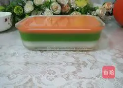 Illustration of three-color pig skin jelly 12