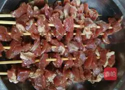 Illustration of how to make kebabs 5