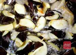 Illustration of how to make eggplant with minced meat 4