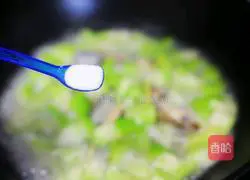 Illustration of how to make loofah flower nail soup 11