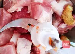 Illustration of how to make shrimp wontons 3