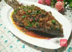 Douban crucian carp recipe illustration 8