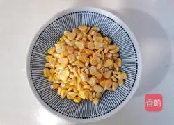 Illustration of how to make fragrant corn juice 1