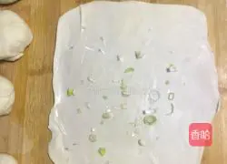 Illustration of how to make hand-torn biscuits 14