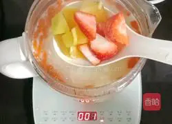 Illustration of how to make Tremella fermented fruit soup 11